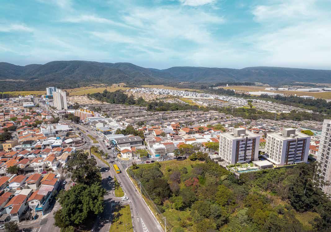 Foto aérea da região do Jardim Ermida com a Serra do Japi ao fundo